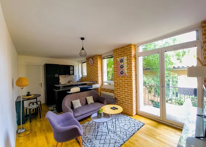 Grand T2 En Hypercentre - Terrasse - Wifi - Tv